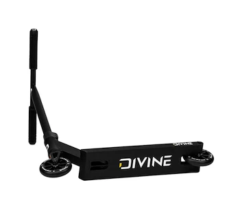 Divine  Street Nyx XS Black Roller