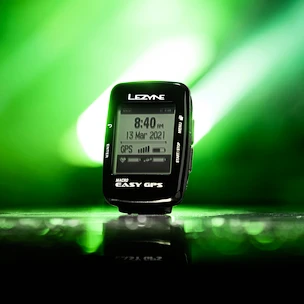 Lezyne  MACRO EASY GPS  Kerékpáros computer