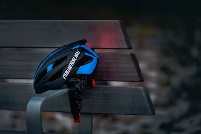 Powerslide  Race Attack Black/Blue Sisak