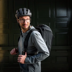 Thule Paramount Hybrid Pannier 26L - Blac  Hátizsák